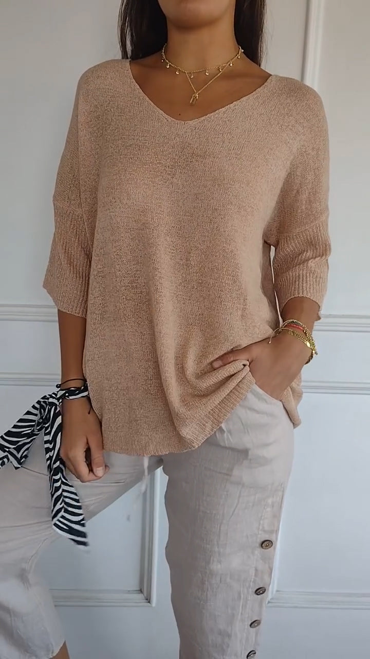 Anja | Knitted Top with V-Neck