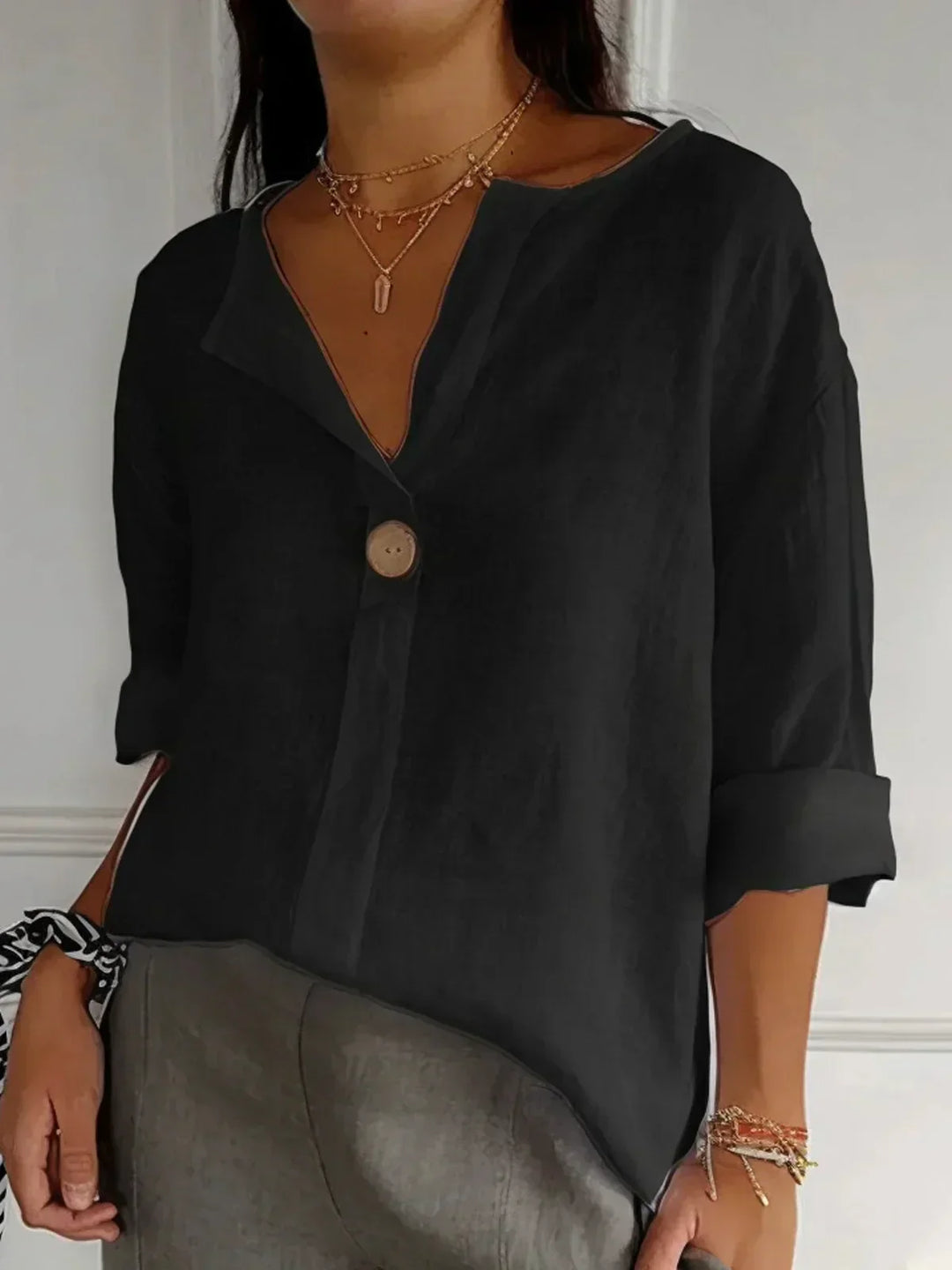 Susanne | V-Neck Linen Blouse