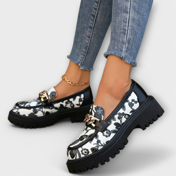 Sandra™ Elegant Retro Loafers
