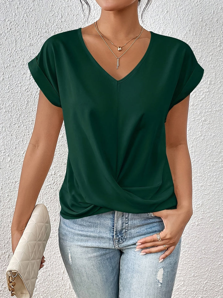 Helena | Casual T-Shirt with Heart-Shaped Neckline