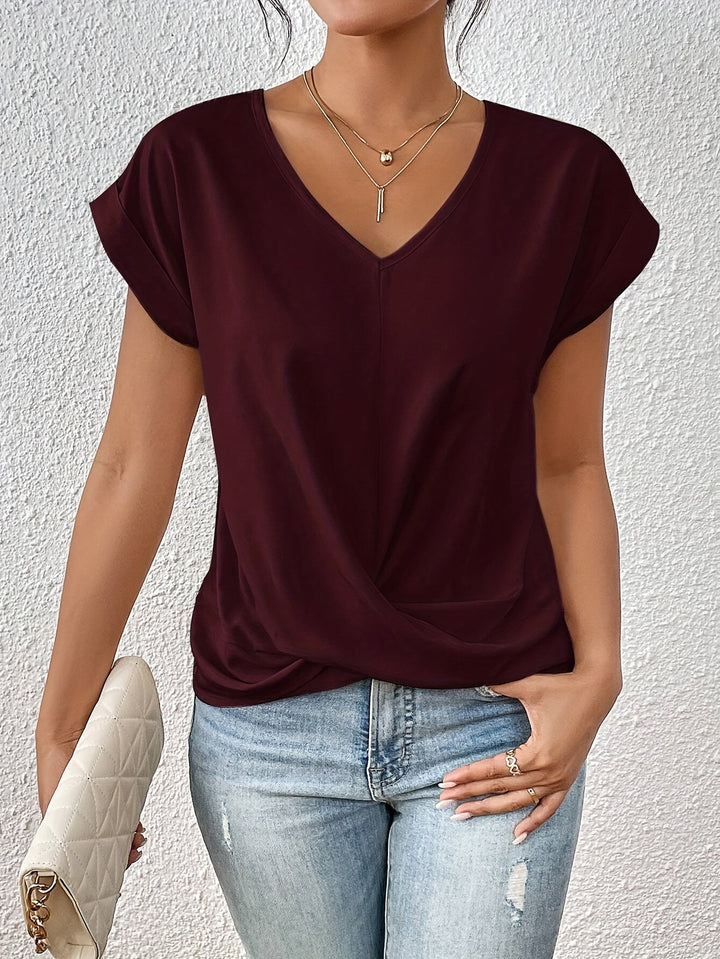 Helena | Casual T-Shirt with Heart-Shaped Neckline