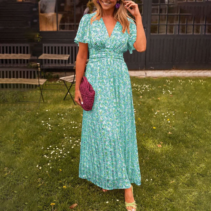 Charlotte | Dress with V-Neck